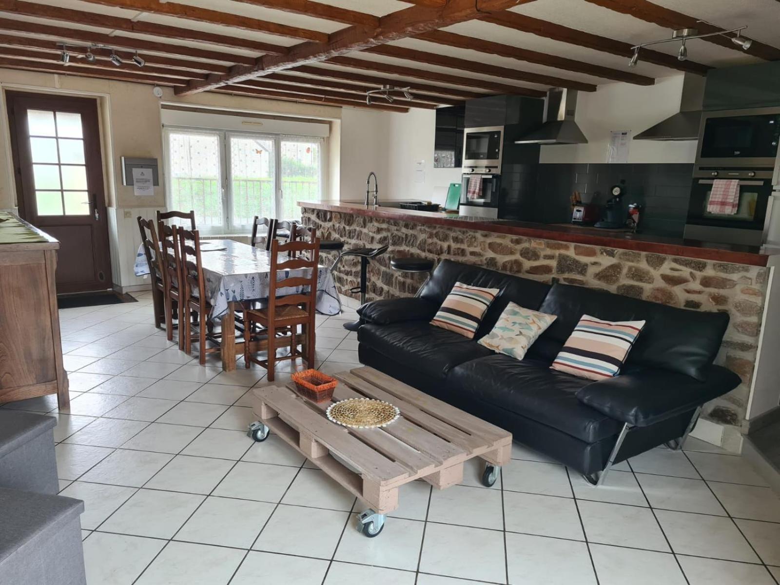 Maison A Cote De La Mer Flamanville Extérieur photo